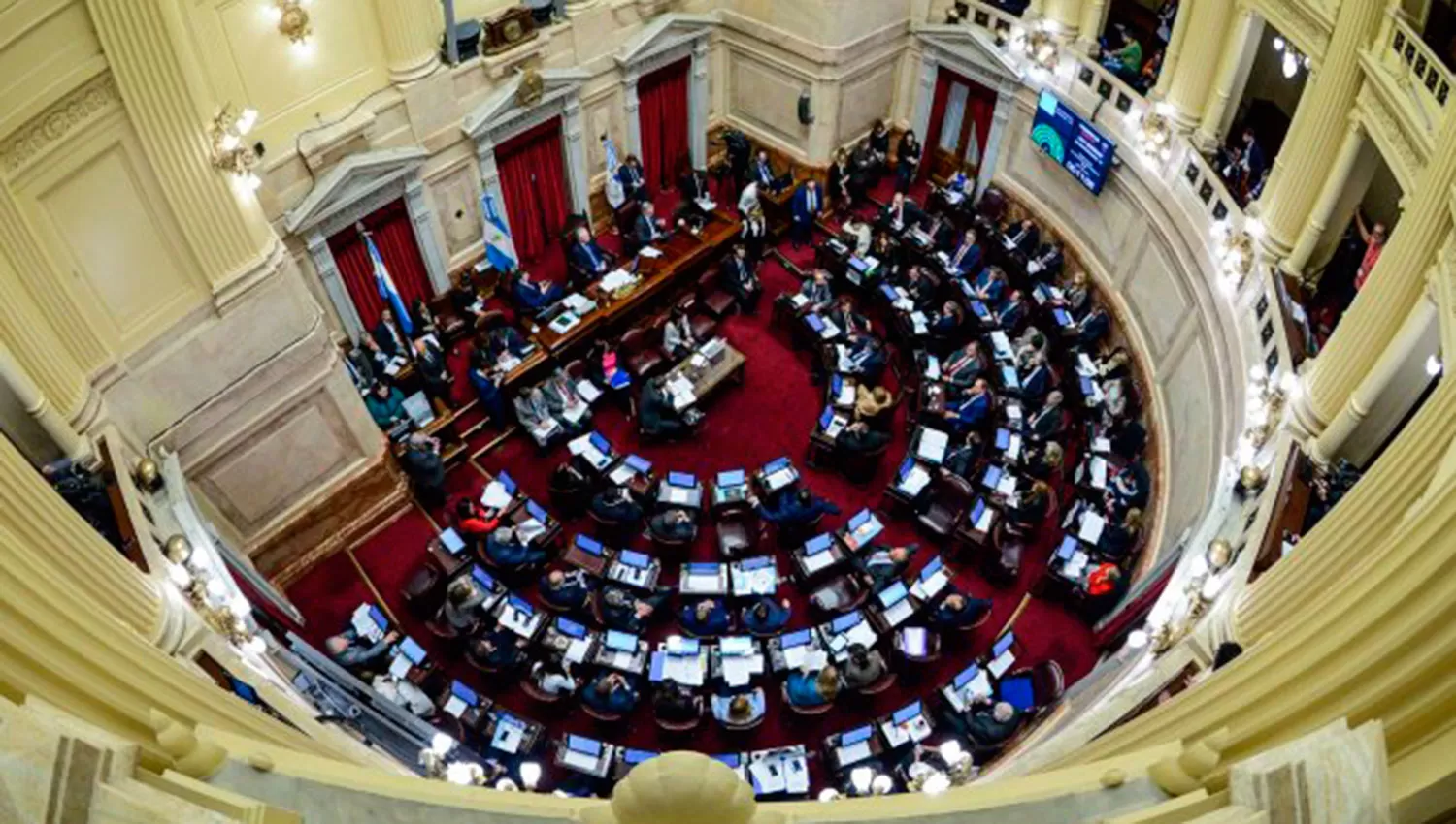 Las 10 frases polémicas durante el debate en el senado