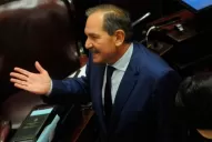 José Alperovich adelantó su voto negativo apenas llegó al Congreso