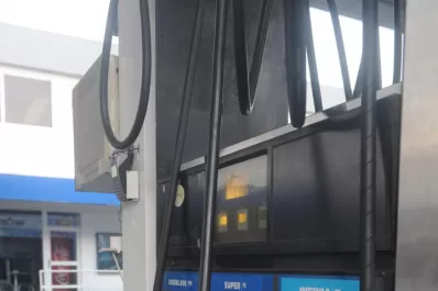 Atención automovilistas: las naftas volverían a subir el sábado