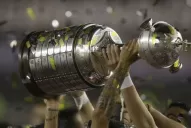 La final de la Libertadores y de la Sudamericana serán a partido único