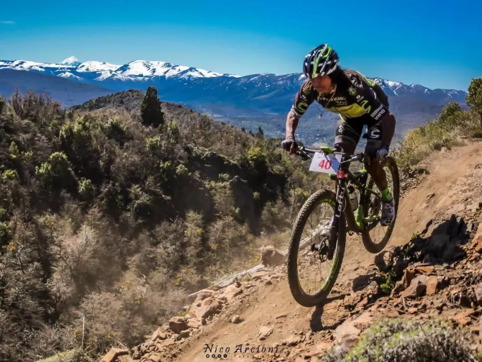 INTERNACIONAL. “Tinker” Juárez  correrá por primera vez en el Rally Trasmontaña. foto de nico arcioni