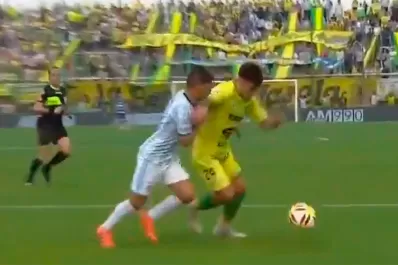 El insólito penal que cobró Espinoza para Defensa y Justicia