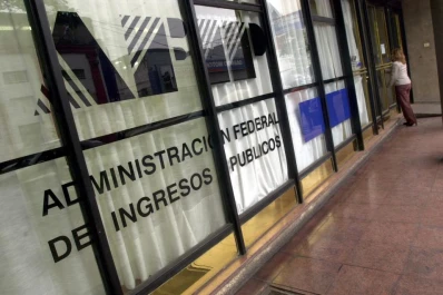 Denuncian un aumento de los paquetes retenidos en la Aduana