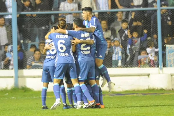 Racing-Vélez lo más destacado de la Superliga y la agenda del domingo