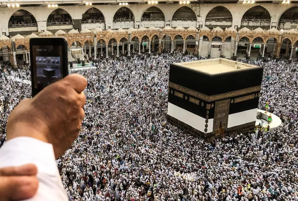 LA GRAN MEZQUITA. Una multitud se desplazará a La Meca hasta el jueves. reuters