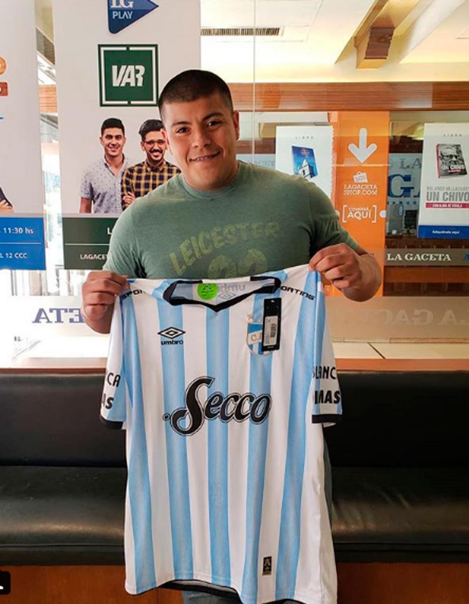 GANADOR DE CAMISETA DE ATLÉTICO. Gabriel Gómez se llevó el primer premio de VAR.