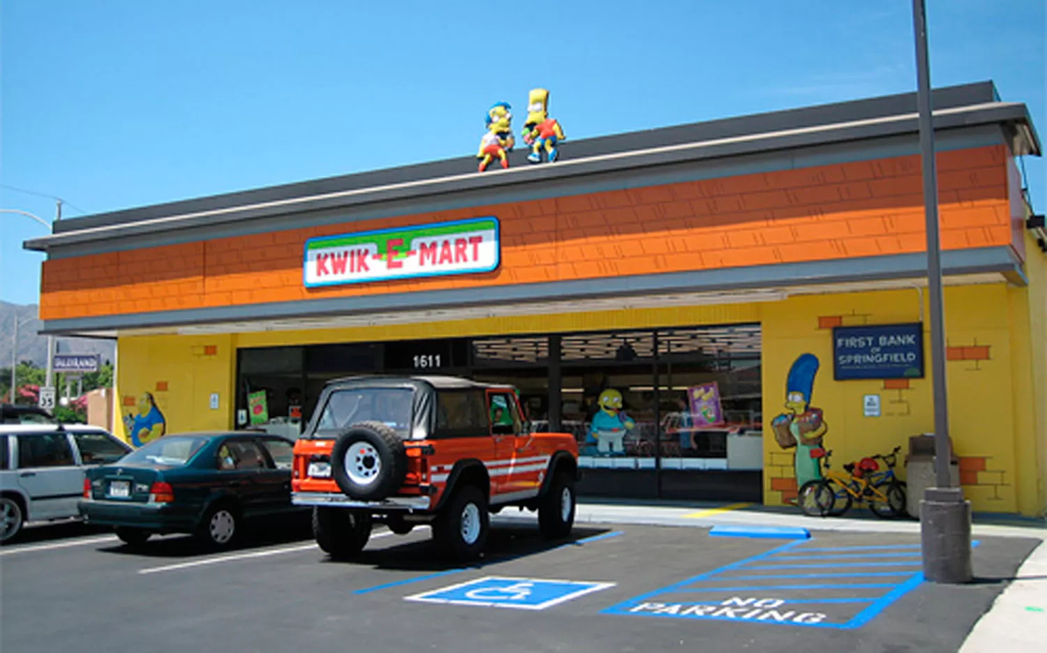 KWIK-W-MART. El negocio de Apu en la vida real.