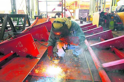 La economía se hundió un 6,7% en junio, la peor caída en la era Macri