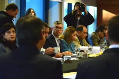 Vemos un ministro de Seguridad que navega a la deriva, dijo el legislador Canelada