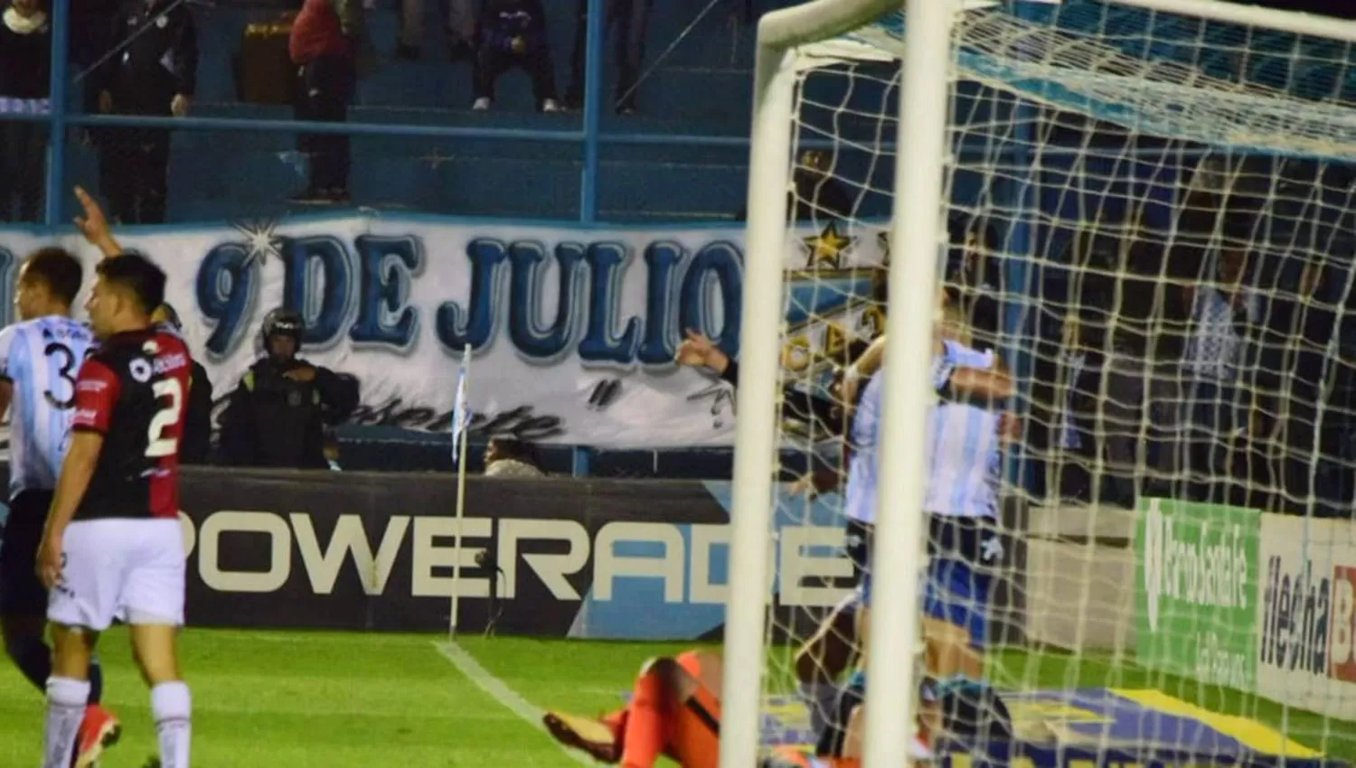 FOTO TOMADA DE PRENSA CLUB ATLÉTICO TUCUMÁN