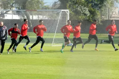 San Martín tiene la misión de manejar la pelota en Rosario