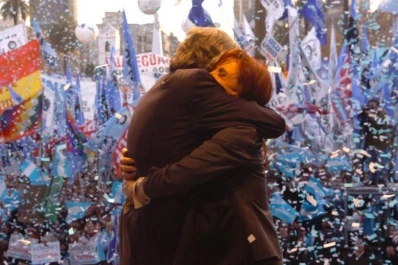 “Néstor y Cristina Kirchner comandaron una organización delictiva”, según Bonadio