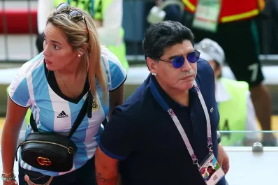La millonaria indemnización que Claudia Villafañe le reclama a Maradona por violencia de género