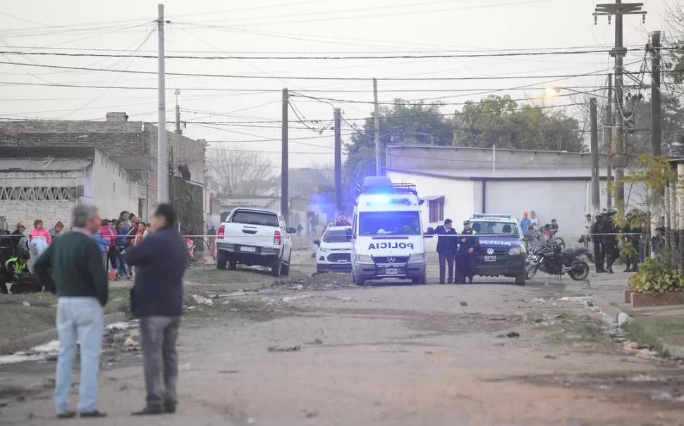 CAOS. Cinthia Pereyra recibió un mortal disparo al quedar atrapada en medio de un tiroteo entre dos grupos. Por este caso ya hay un detenido. la gaceta / foto de hector peralta