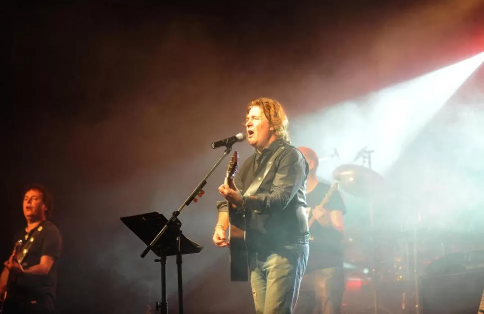 MIGUEL MATEOS. El cantante afirma que no le molesta interpretar una y otra vez sus principales hits. 