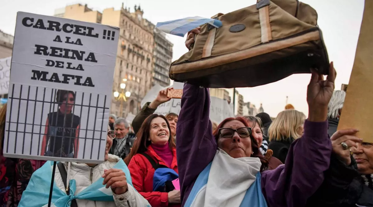 MARCHA CONTRA LA CORRUPCIÓN K.