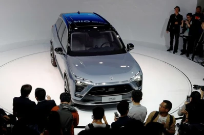 Los autos eléctricos seguirán cotizando en Bolsa