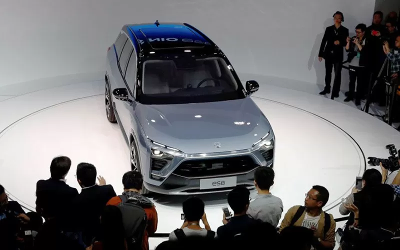 Los autos eléctricos seguirán cotizando en Bolsa