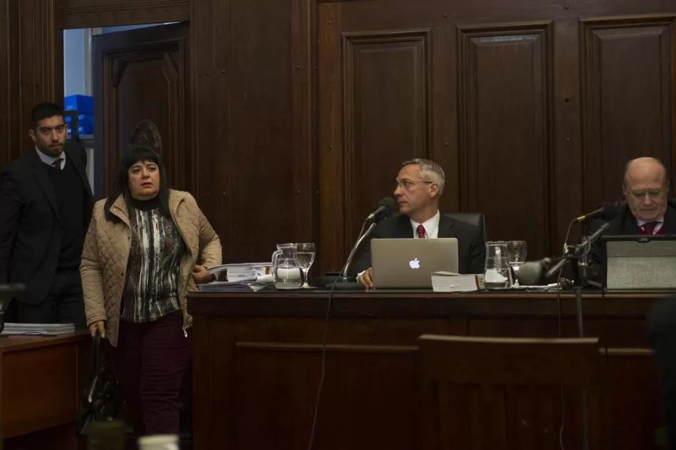 TESTIGO. La ex asesora letrada de la Policía volvió a declarar ayer. LA GACETA / FOTO DE JORGE OLMOS SGROSSO