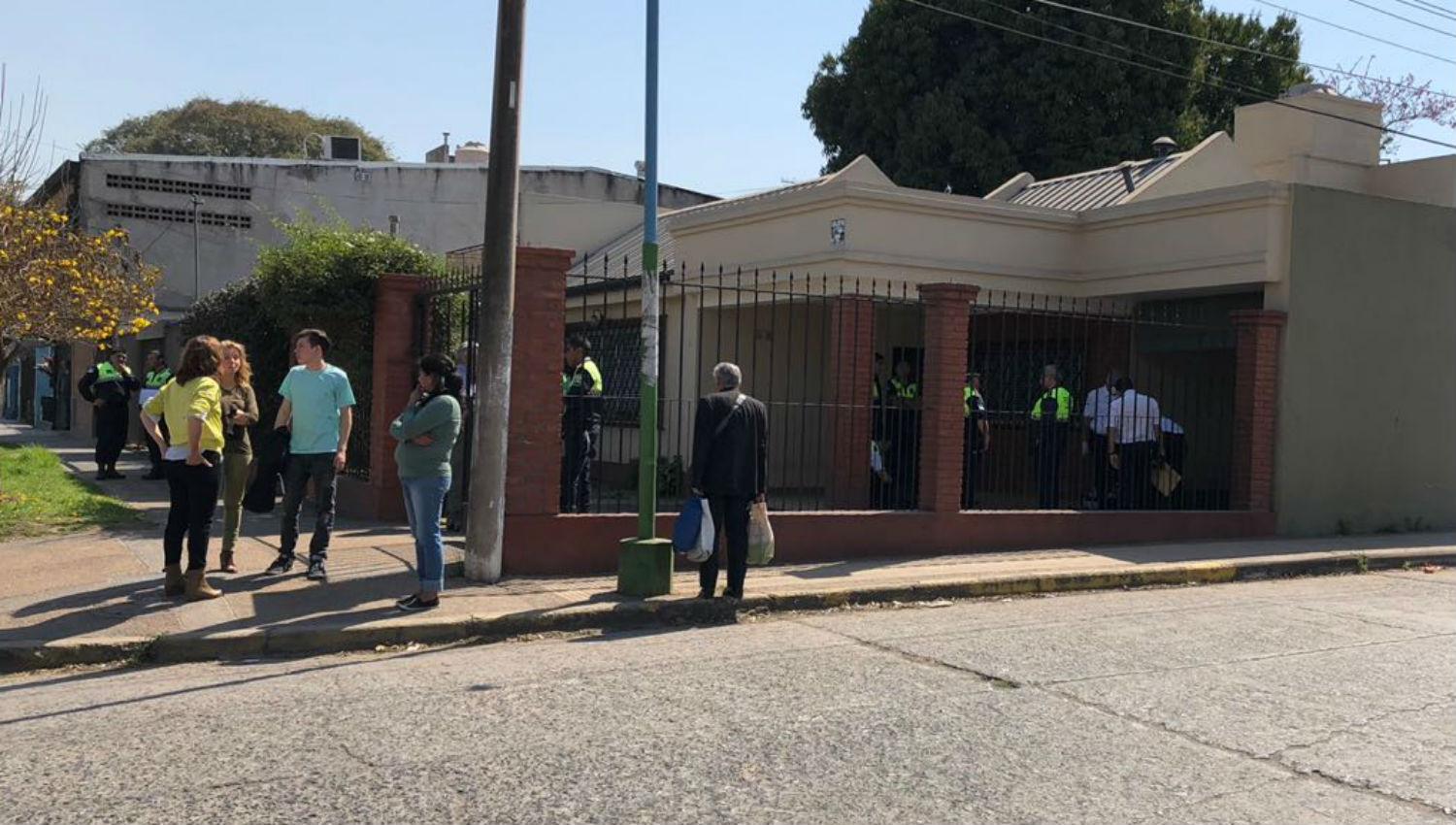 San Martín y Bulnes: una bala perdida hirió a una mujer que estaba en su casa