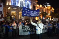 Marcha de las antorchas en defensa de la educación pública