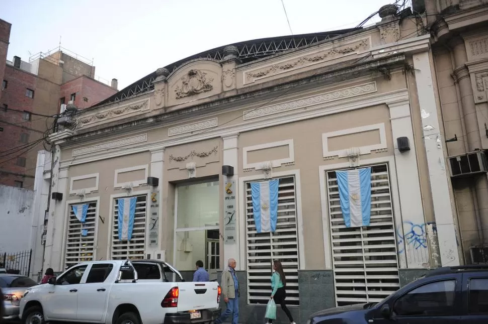 ALLANAMIENTO. El martes, la medida se realizó entre las 16.30 y las 21. la gaceta / foto de héctor peralta 