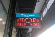 El dólar trepó a $ 39,04 y cae el Merval luego de los mensajes del Gobierno