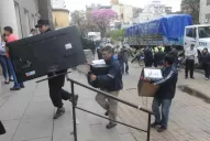 Un policía habría lavado a través de una financiera el botín de dos bandas