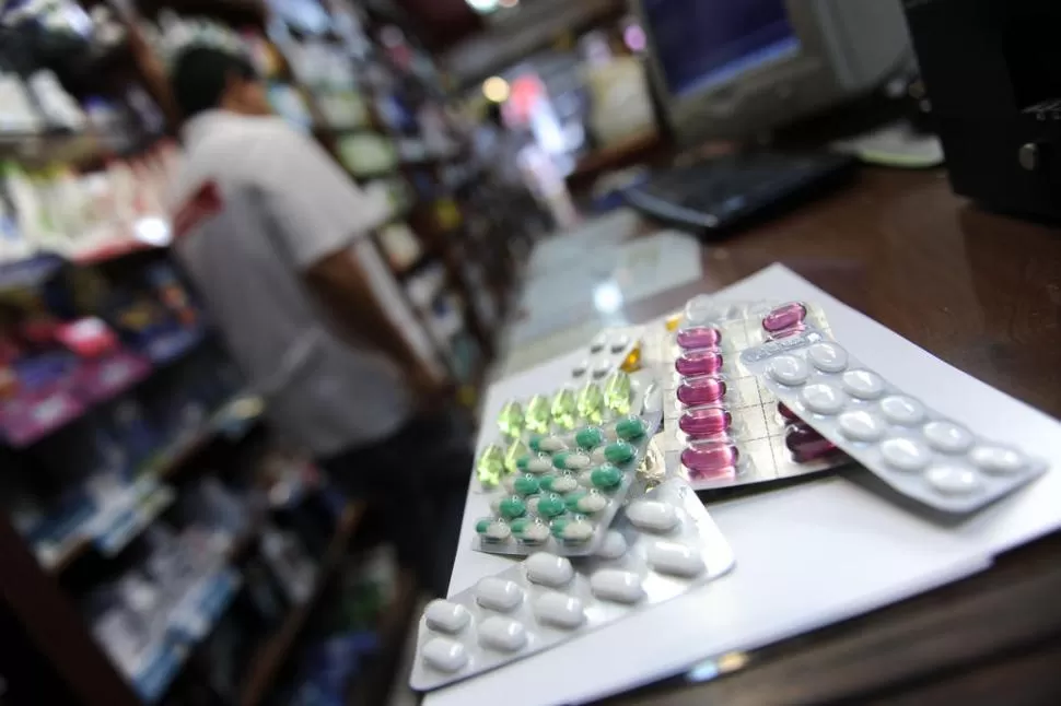 SIGUIÓ LA TENDENCIA. Los medicamentos no estuvieron ajenos al reajuste en los precios y tuvieron incidencia en la inflación provincial de agosto.   la gaceta / foto de juan pablo sánchez noli (archivo)