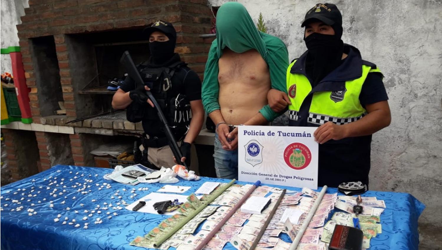 Cayeron Los Viamonteses: les secuestraron 300 dosis de cocaína en Villa Luján 