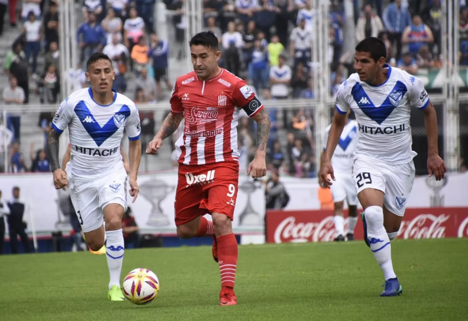 EN LINIERS. San Martín perdió con Vélez.