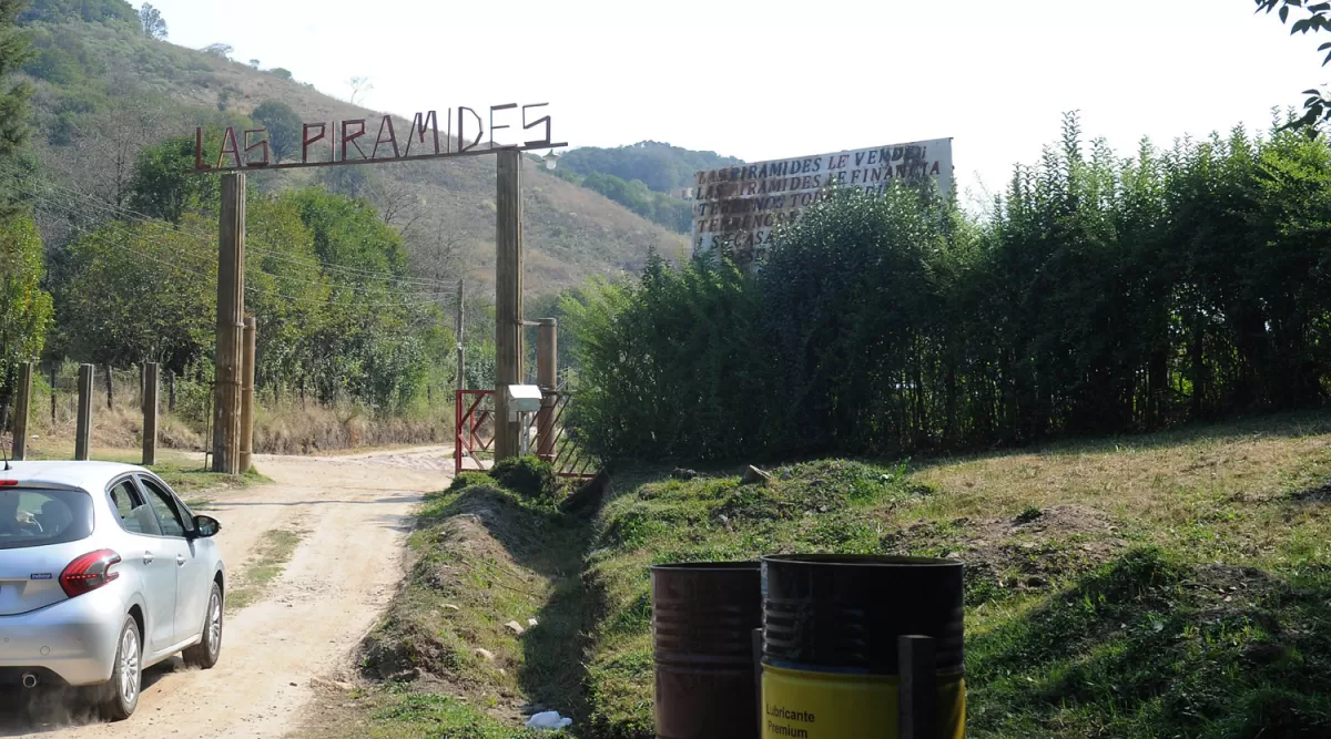 EN DISPUTA. “Las Pirámides” está dentro del parque Sierra de San Javier.