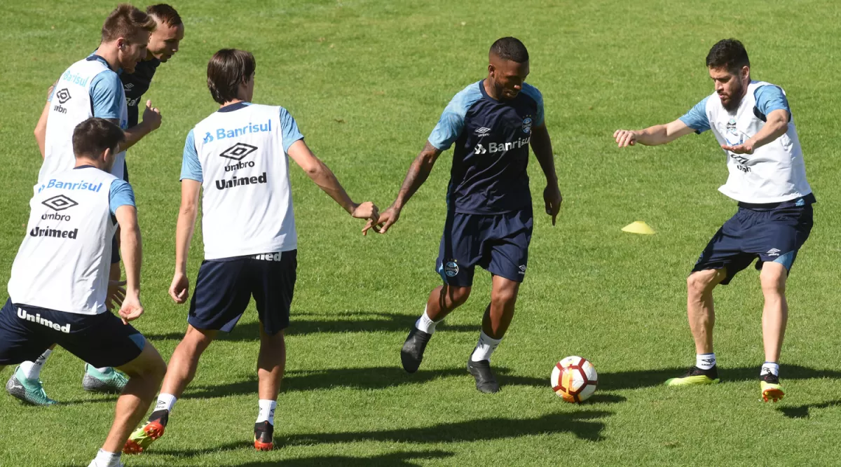 Gremio entrenó ayer en La Ciudadela.