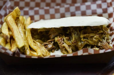 Hoy, en Cocinando con Maxi: sánguches de matambre desde la Expo