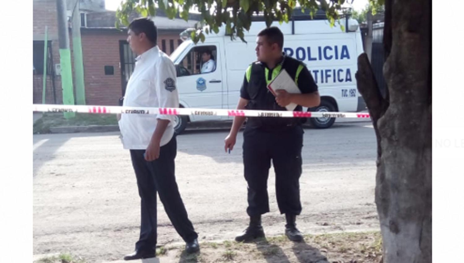 Asaltó un quiosco y lo corrieron con un rifle: volvió para vengarse y baleó a la familia del comerciante