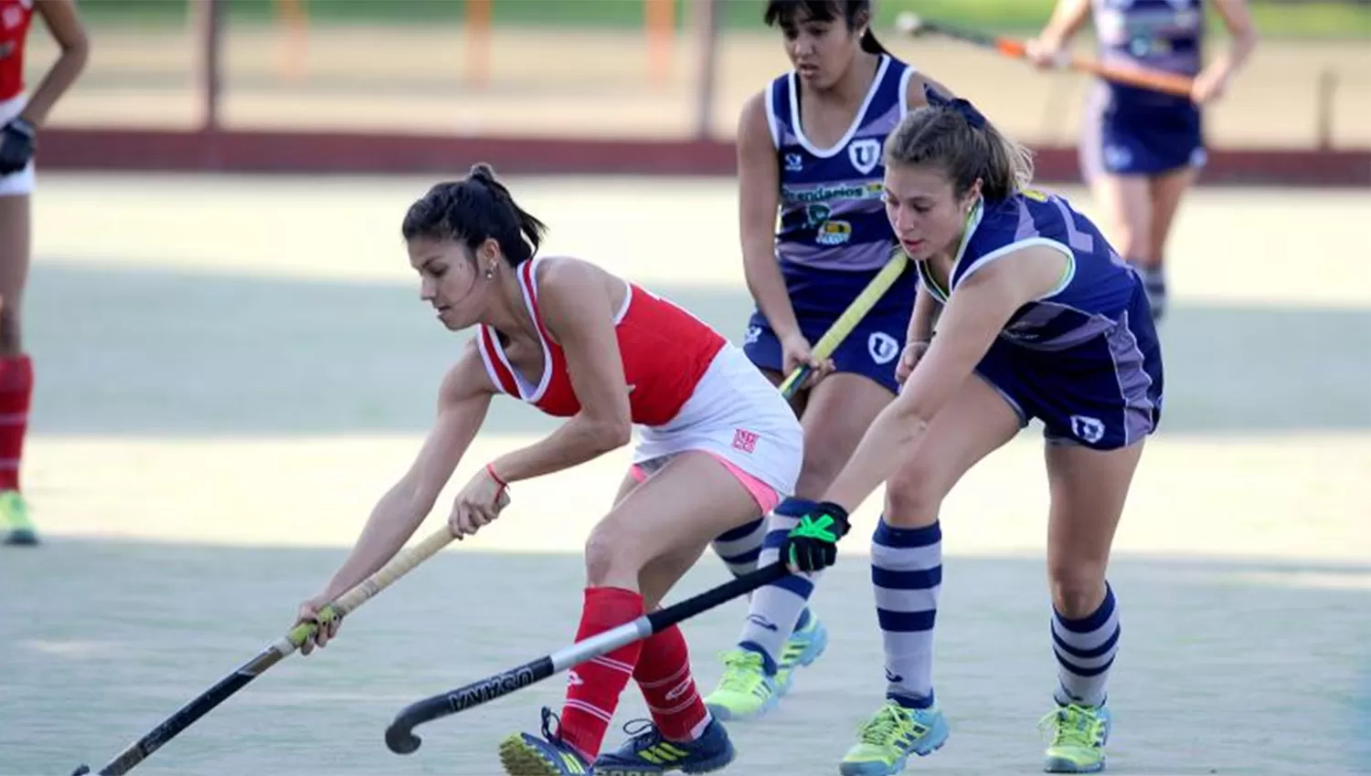 EN MUJERES. Araceli Herrera resaltó que el plantel de Los Tarcos que integra tiene mucha entrega.