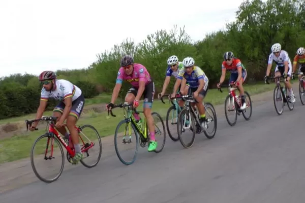 Los pedalistas se unieron para ayudar