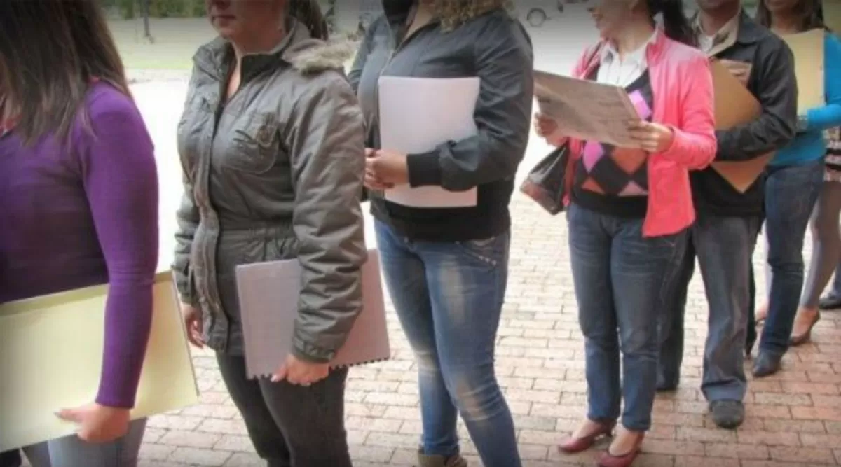 La desocupación castigó más a las mujeres