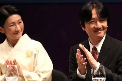 Atentos y sensibles, los príncipes japoneses se interesan por Latinoamérica