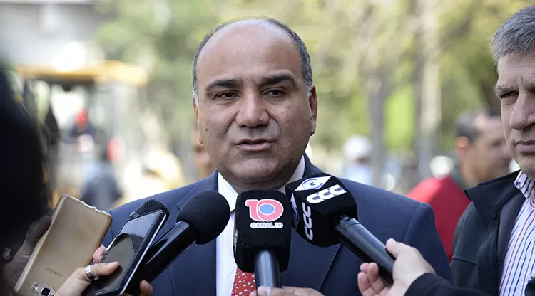 Hay que modificar el rumbo de la economía, no se puede seguir así, dijo Manzur