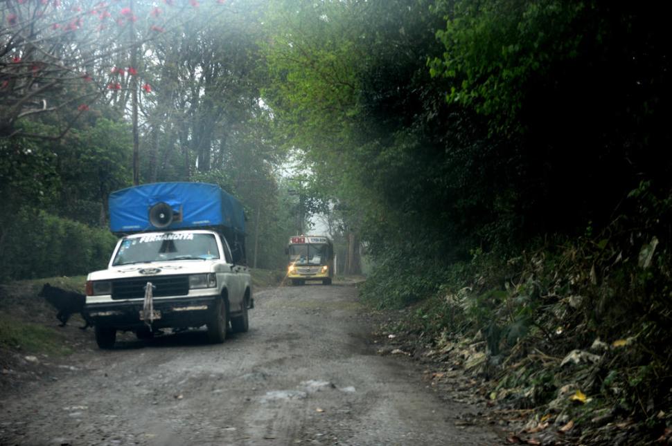 LA CALLE DE LA RESERVA. Es el principal acceso al barrio Horco Molle.  