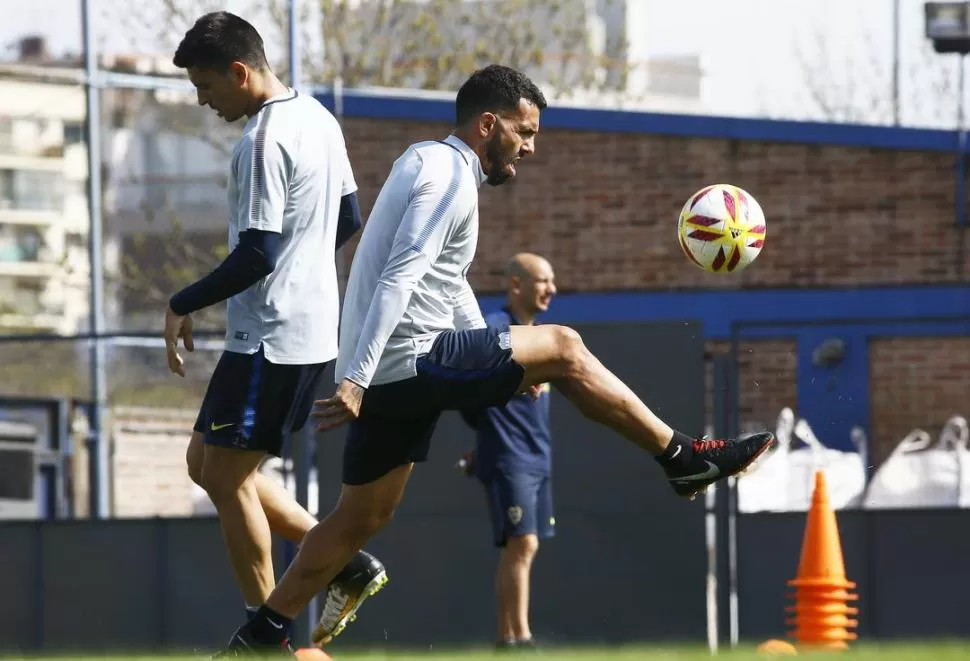 DE MOVIDA. Tevez tiene su lugar asegurado en el clásico. twitter@BocaJrsOficial