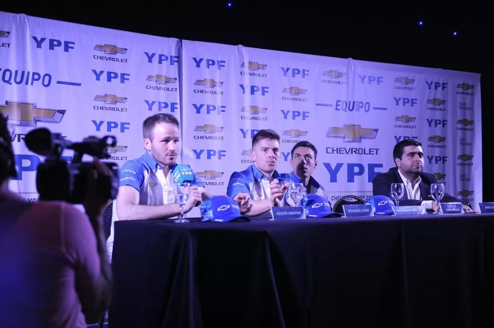 PANEL. De izquierda a derecha, Agustín Canapino, Bernardo Llaver, Manuel Mallo y el gerente de Gemsa, Facundo Maccio. la gaceta / fotos de hector peralta