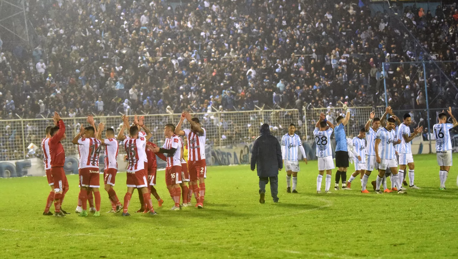 SALUDO. Los Santos felicitaron a los Decanos en su día.