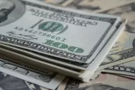 Con baja de 11 centavos, el dólar cerró a $ 37,42 