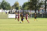 El “Santo” inauguró el nuevo campo de juego y los vestuarios para las inferiores de la AFA 