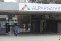 Quedarán sin trabajo unos 500 operarios de  la fábrica Alpargatas