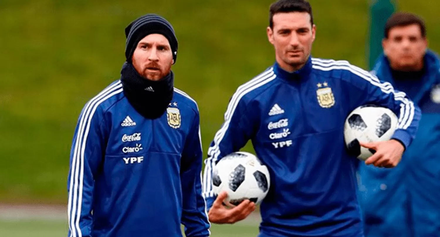 LO TIENE EN CUENTA. Scaloni habló del futuro de Messi en la Selección.