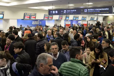 Comienzan a normalizarse los vuelos desde y hacia Aeroparque