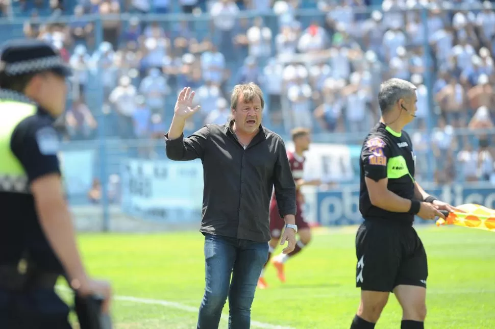 INOLVIDABLE. Ricardo Zielinski resaltó la actualidad del equipo, que pelea arriba. la gaceta / fotos de hector peralta